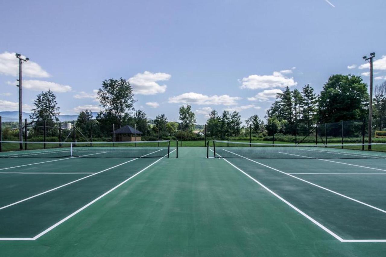 Mountainside Resort V Стоу Екстериор снимка
